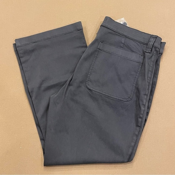 Madewell Pants - Madewell Kick Out Crop Pants Garments Dyed Sateen Dark Pavement Size 33 NWT